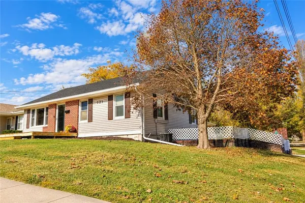 721 E Thompson ST, Maryville, MO 64468