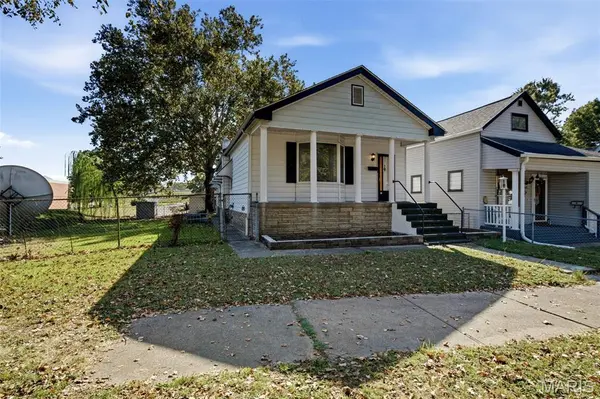 7400 S Grand AVE, St Louis, MO 63111