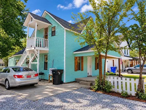 808 E Apache ST, Norman, OK 73071