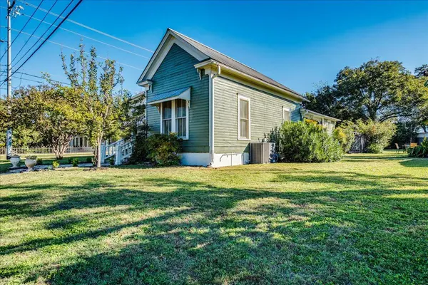 309 N Boundary ST, Burnet, TX 78611