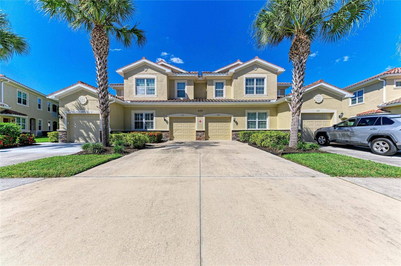 3129 ORIOLE DR #102, Sarasota, FL 34243