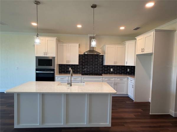 1062 SW 67TH ST, Gainesville, FL 32607