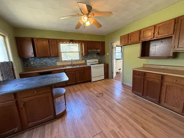 17582 State Highway 96, Rockport, IL 62370