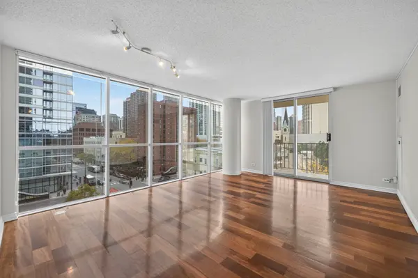 1212 N LaSalle ST #601, Chicago, IL 60610