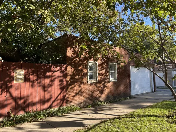 3401 N Kolmar AVE #REAR, Chicago, IL 60641