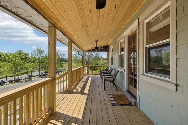 1806 Riverside Rd, Old Hickory, TN 37138