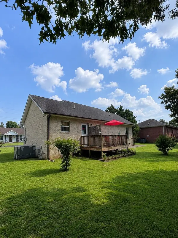 656 Kendra Dr, Smithville, TN 37166