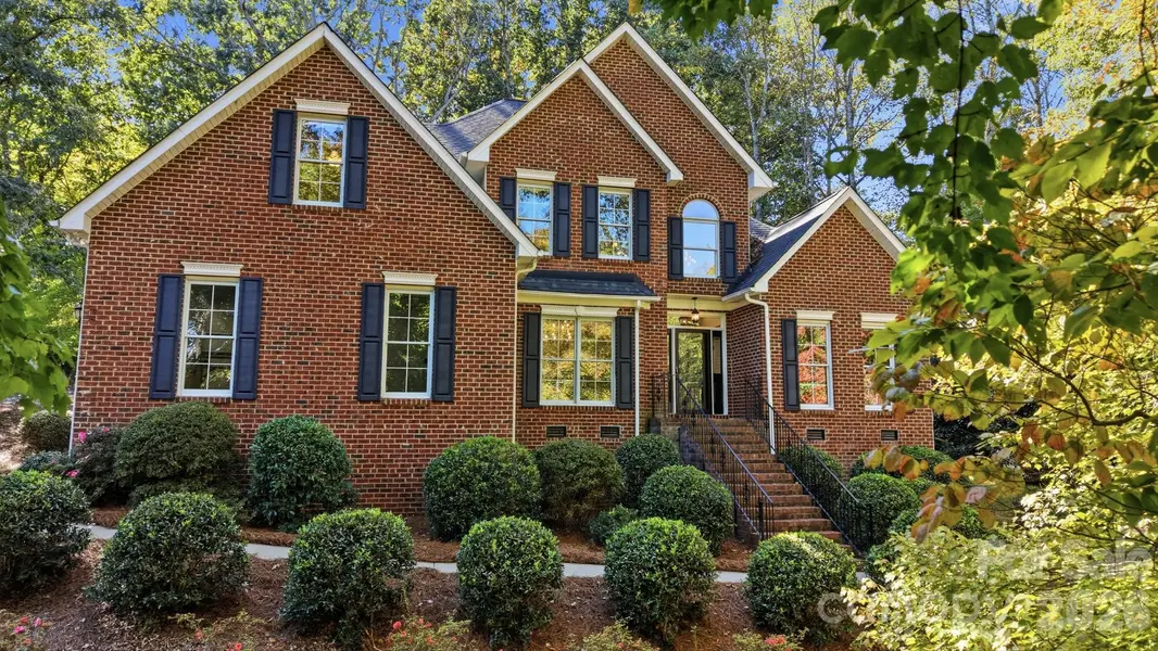 8305 Lake Providence DR, Weddington, NC 28104