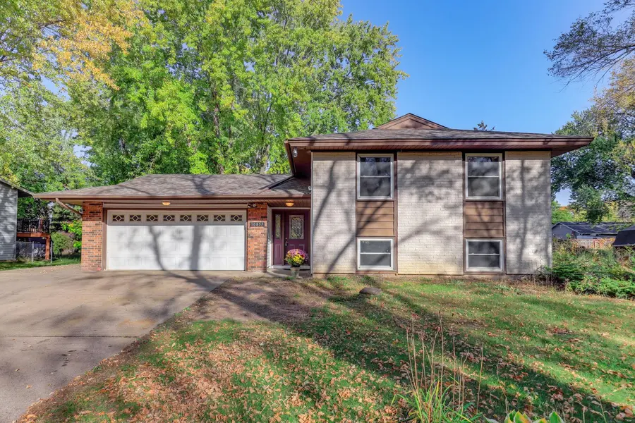 10857 Hollywood BLVD NW, Coon Rapids, MN 55433