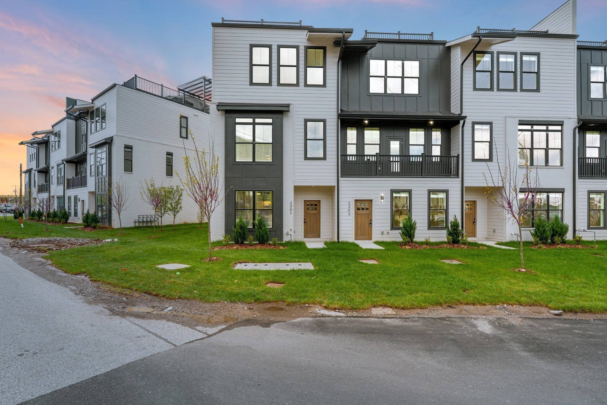 1424 54th Ave #4, Nashville, TN 37209