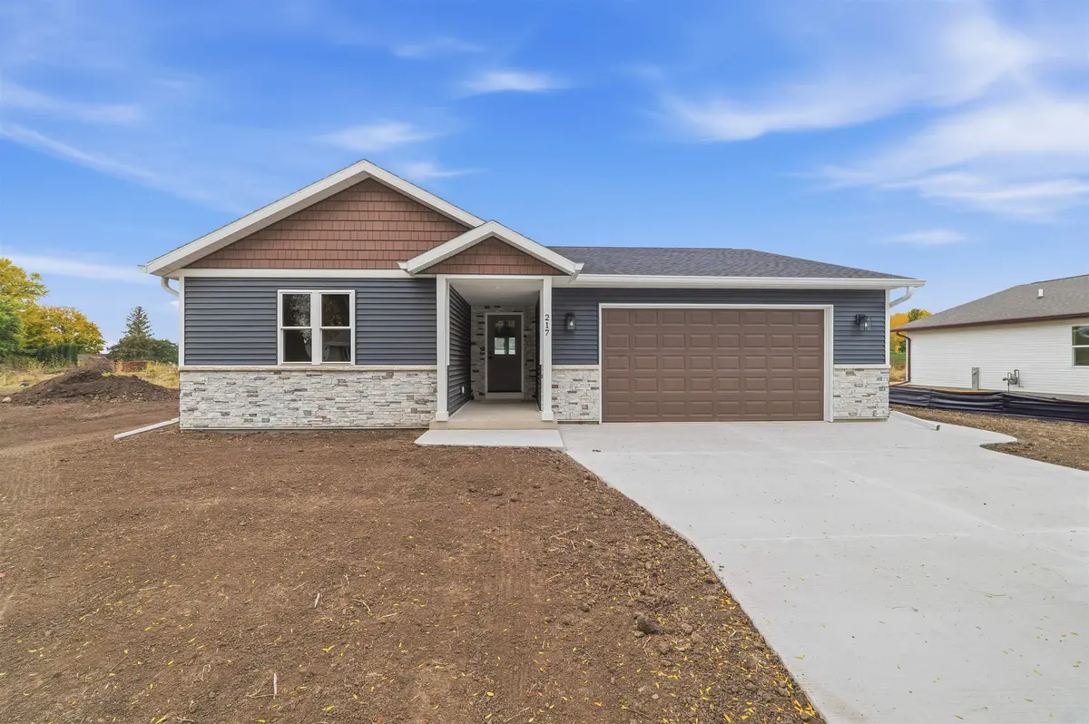 217 MADISON ST, Rosendale, WI 54974