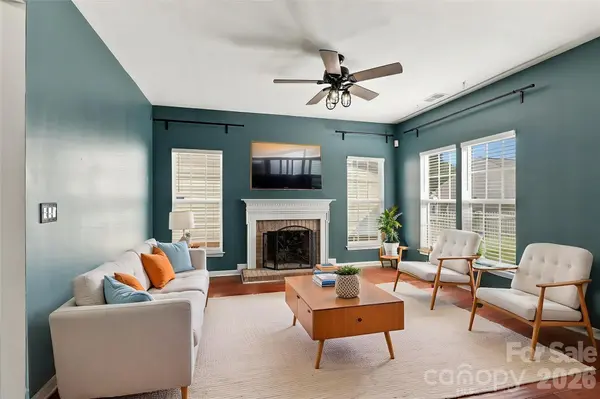 11921 Snapping Turtle LN, Huntersville, NC 28078