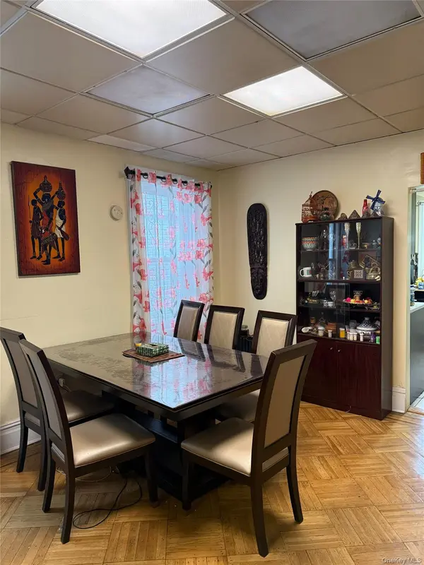 184-09 90Th, Hollis, NY 11423