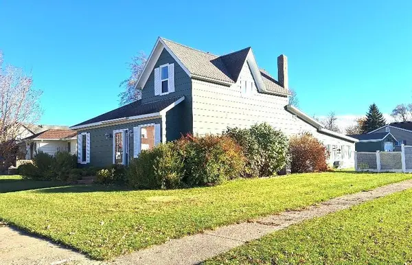 301 Main ST E, Cavalier, ND 58220