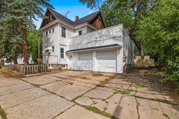 1500 N APPLETON ST, Appleton, WI 54911