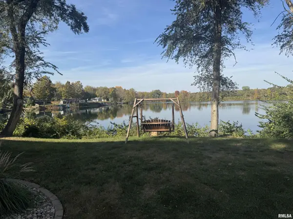 52 MILLPOINT RD, East Peoria, IL 61611