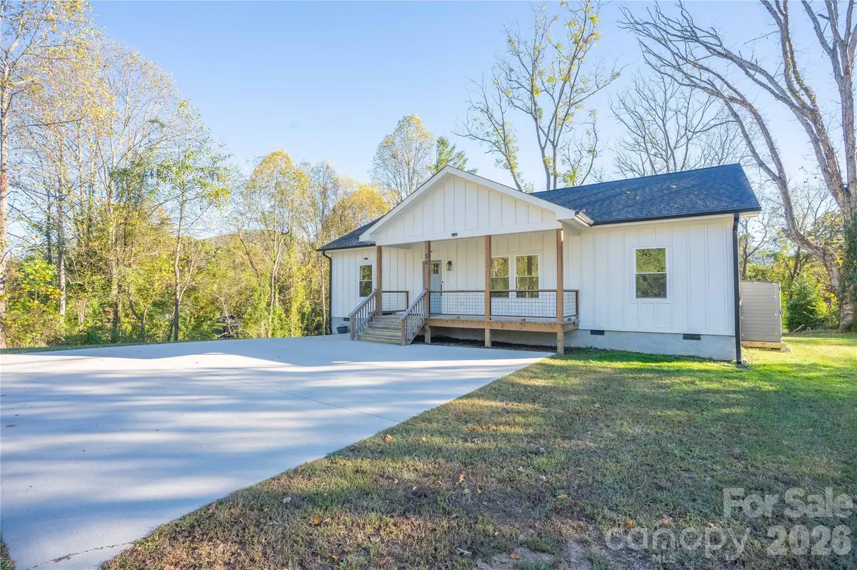 56 Short Dix Creek RD, Leicester, NC 28748
