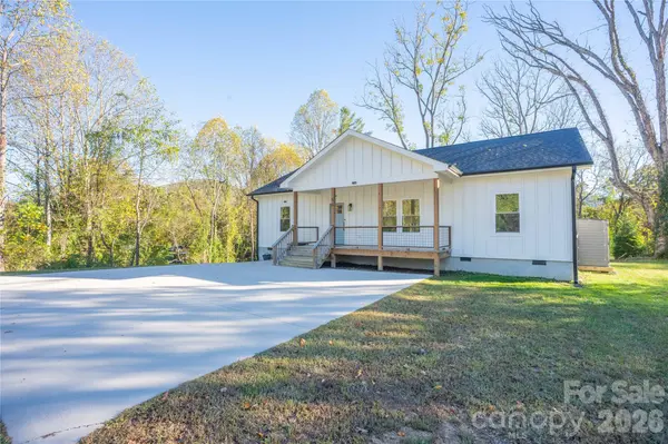 56 Short Dix Creek RD, Leicester, NC 28748