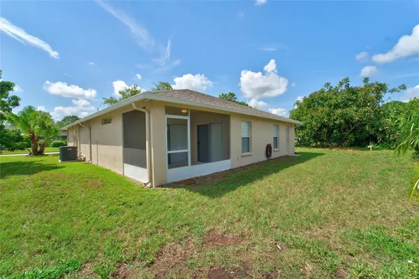 1514 ORACLE DR, Ruskin, FL 33573