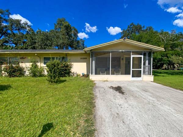 10569 DIXON DR, Seminole, FL 33772