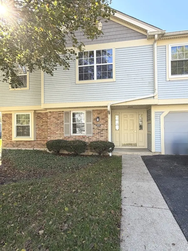 1228 Bradwell LN #C, Mundelein, IL 60060