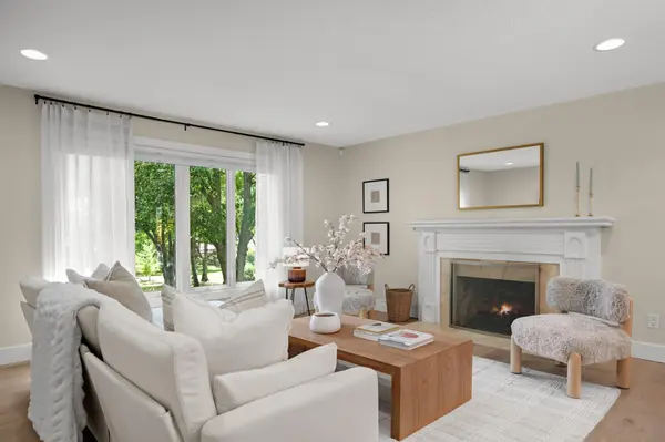 7204 Glouchester DR, Edina, MN 55435