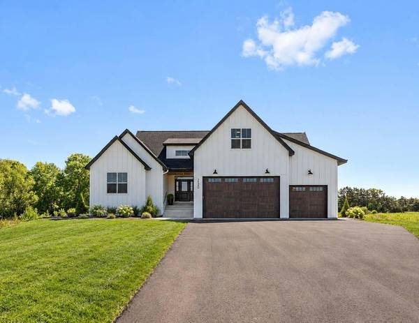 2520 230th CT NW, Saint Francis, MN 55070