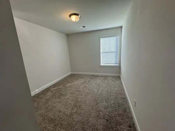 429 Palmetto Dr, Columbia, TN 38401