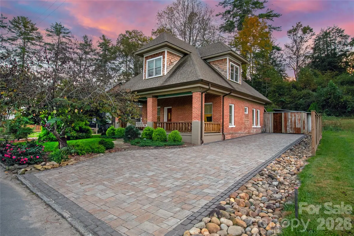 71 King ST, Brevard, NC 28712