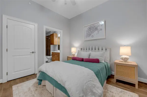 101 West Bank #44, Horseshoe Bay, TX 78657