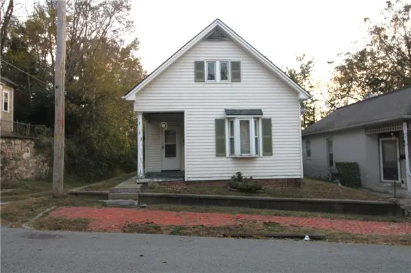 218 Isabelle ST, St Joseph, MO 64501
