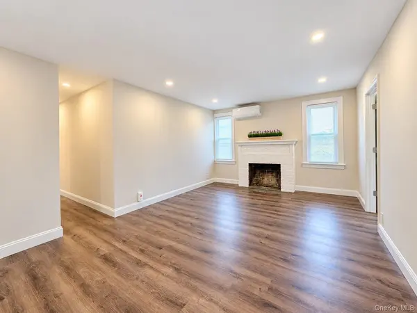 576 Liberty AVE, Williston Park, NY 11596