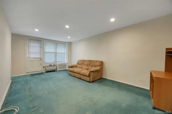 34-43 60th ST #2F, Woodside, NY 11377