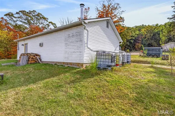 4700 Tillman TRL, Farmington, MO 63640