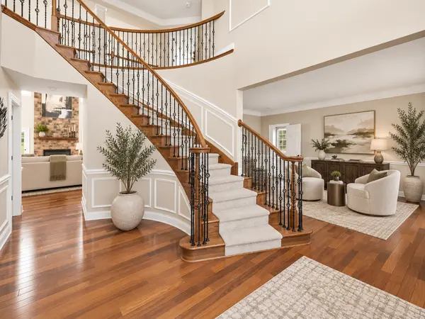 16299 Stemmer Ridge RD NW, Prior Lake, MN 55379