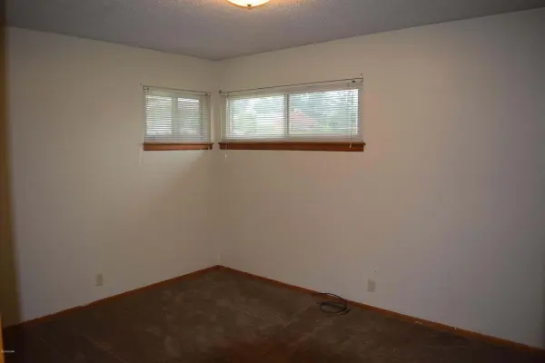 3135 S Oliver AVE, Joplin, MO 64804