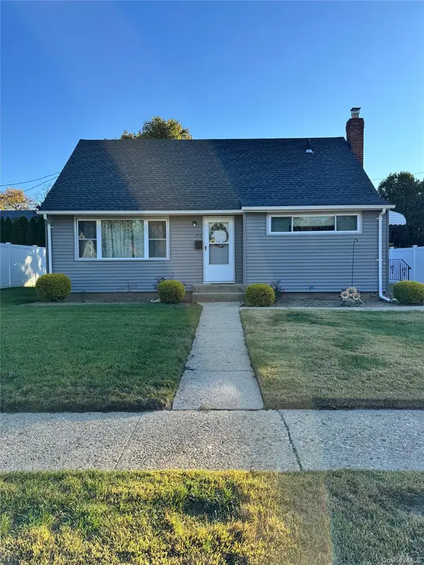 757 Van Buren AVE, East Meadow, NY 11554