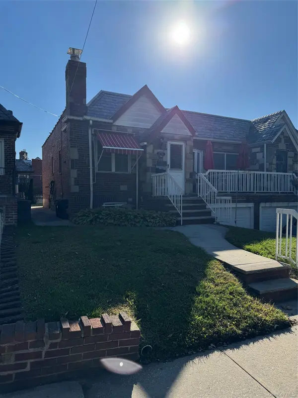 2703 150th ST, Flushing, NY 11354