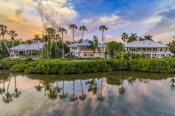 1678 JOSE GASPAR DR, Boca Grande, FL 33921