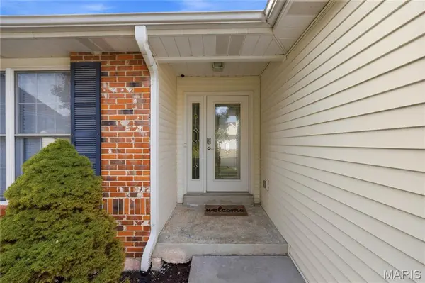 63 Coppergate CT, St Peters, MO 63376