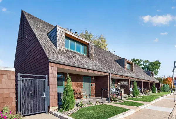 423 Lake ST, Excelsior, MN 55331