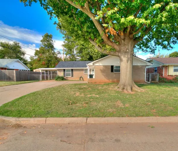 2209 Candy LN, Del City, OK 73115