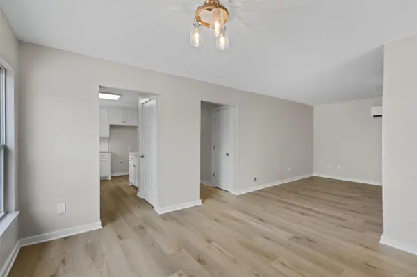 716 Hunter DR, Rockdale, TX 76567