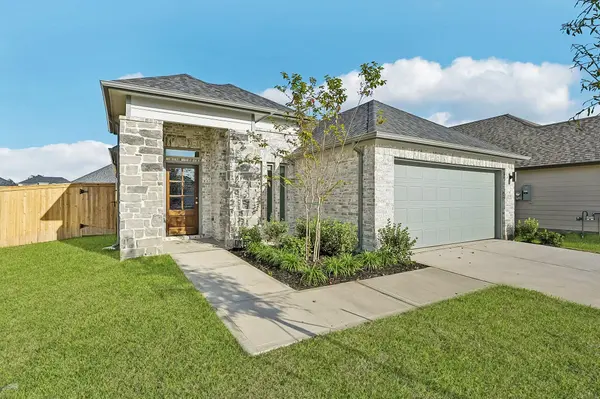 31122 Azure Waters DR, Huffman, TX 77336