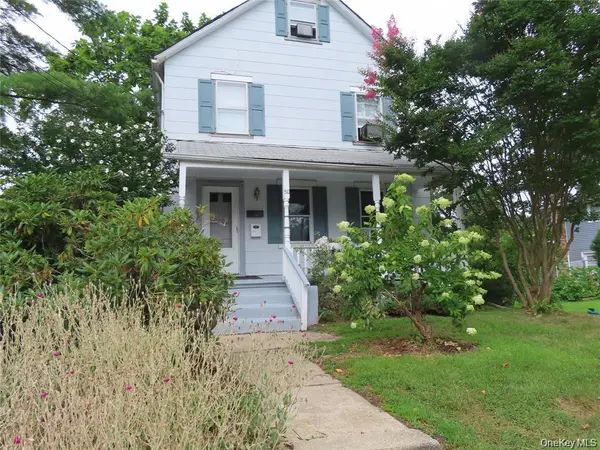 50 Pacific ST #Upper, North Babylon, NY 11703