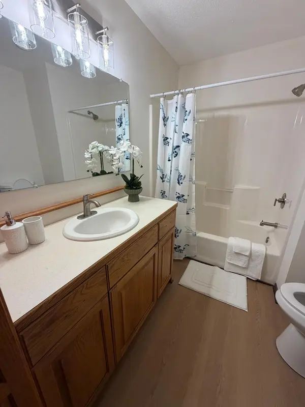 1272 Westbrook CIR, Alexandria, MN 56308