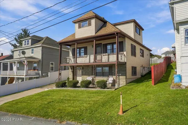 919 Throop ST, Dickson City, PA 18519