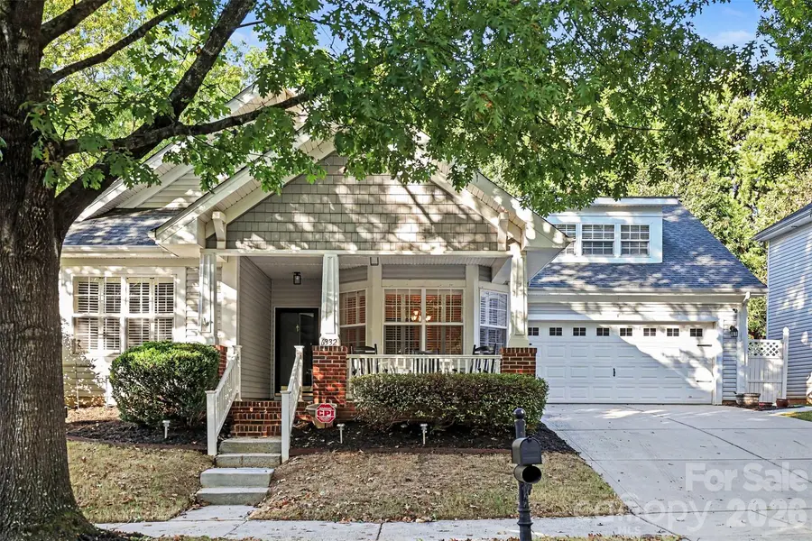 6332 Colonial Garden DR, Huntersville, NC 28078