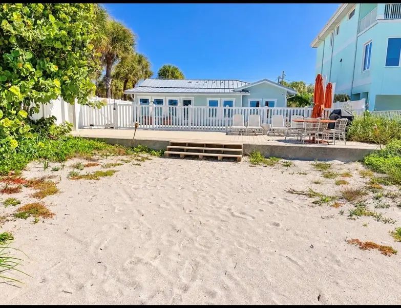 822 GULF BLVD #1, Indian Rocks Beach, FL 33785