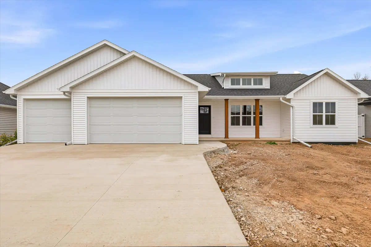 N9261 CONSTELLATION DR, Appleton, WI 54915
